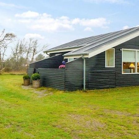 Sommerhus I Blokhus Helt Taet Pa By Og Strand Ngoại thất bức ảnh