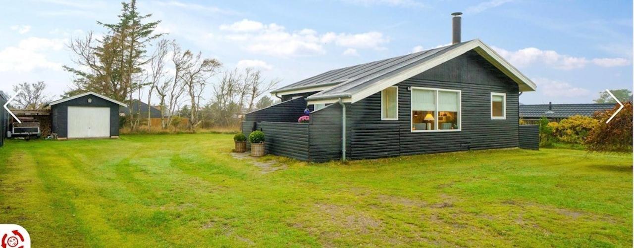 Sommerhus I Blokhus Helt Taet Pa By Og Strand Ngoại thất bức ảnh