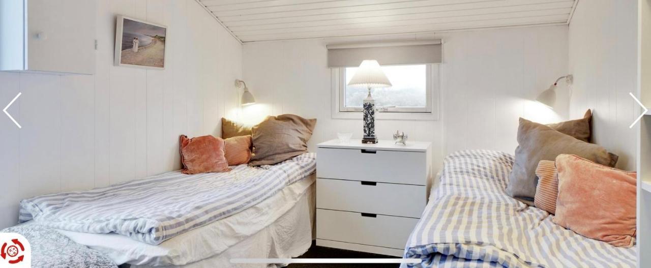 Sommerhus I Blokhus Helt Taet Pa By Og Strand Ngoại thất bức ảnh
